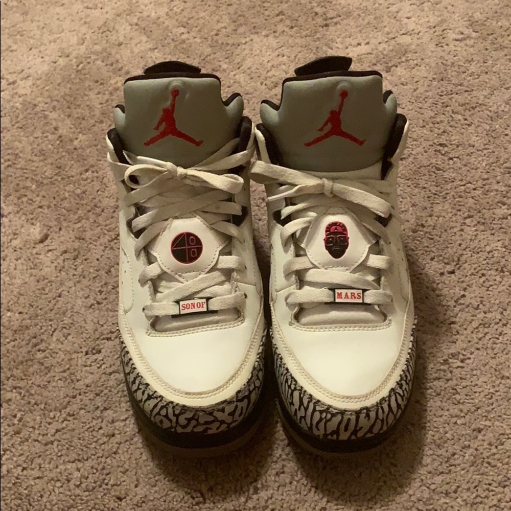 Jordan Son of Mars ( Spike Lee edition)  size 7y